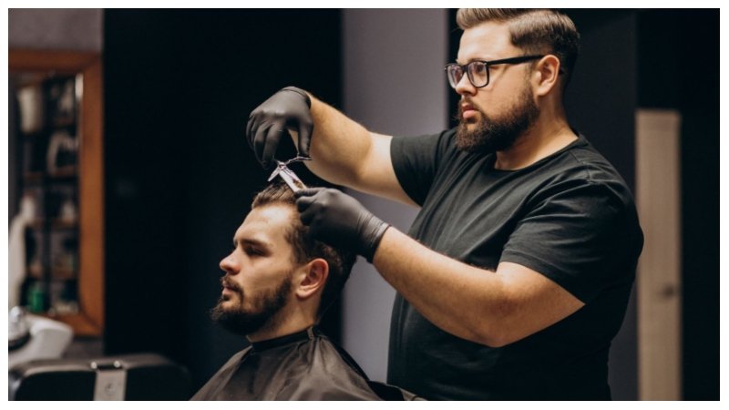 The environment shapes the overall experience. Many clients prefer a space that feels composed and mature.